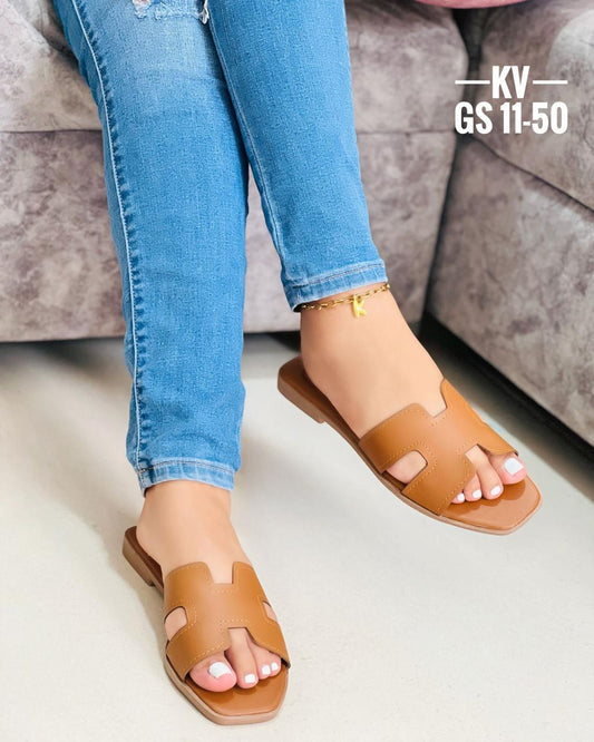 SANDALIAS PLANAS
