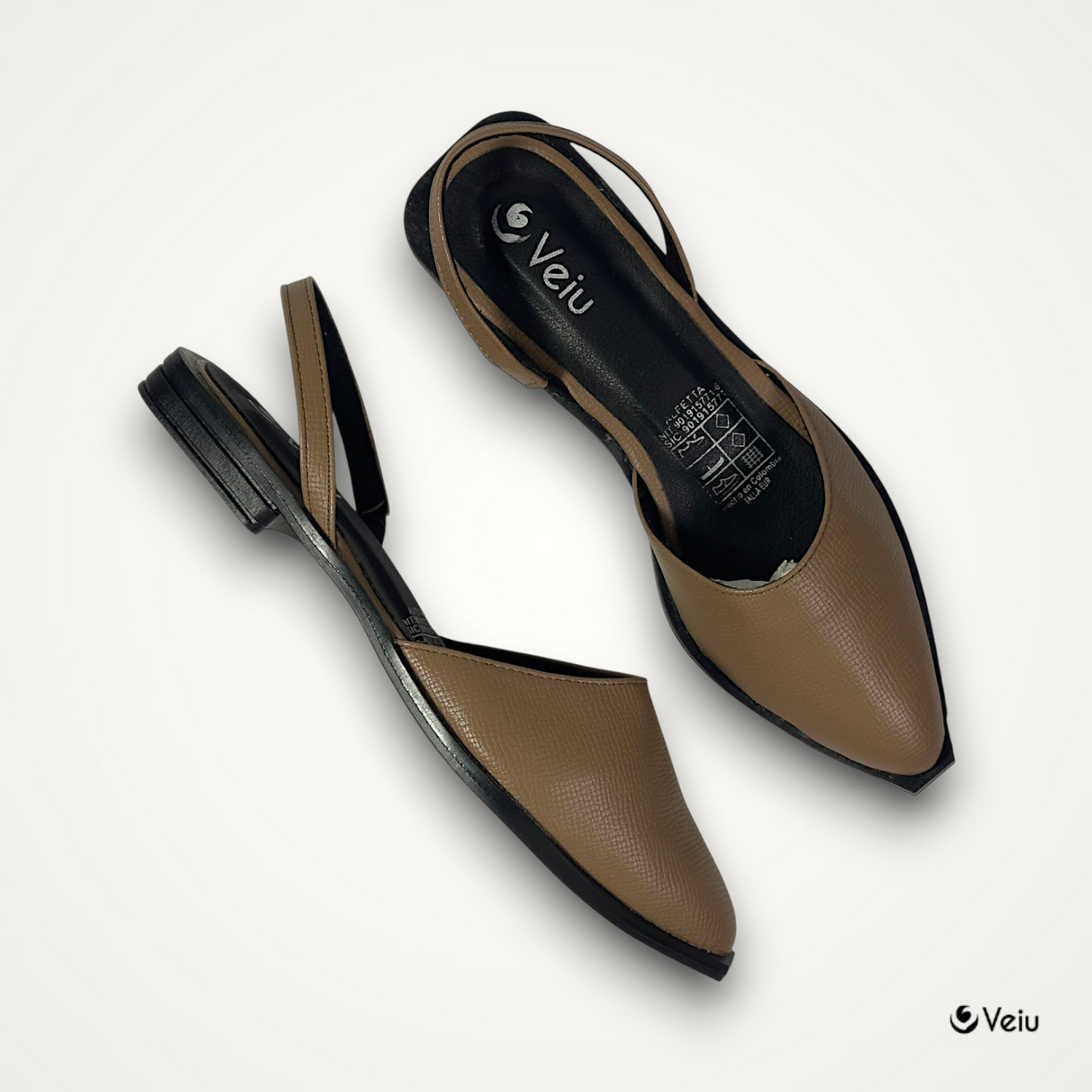 A9-43001 Ferreti_Helena