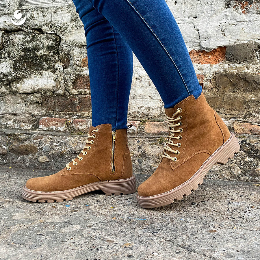 B31738 Bota carnaza_ Jordan Ch