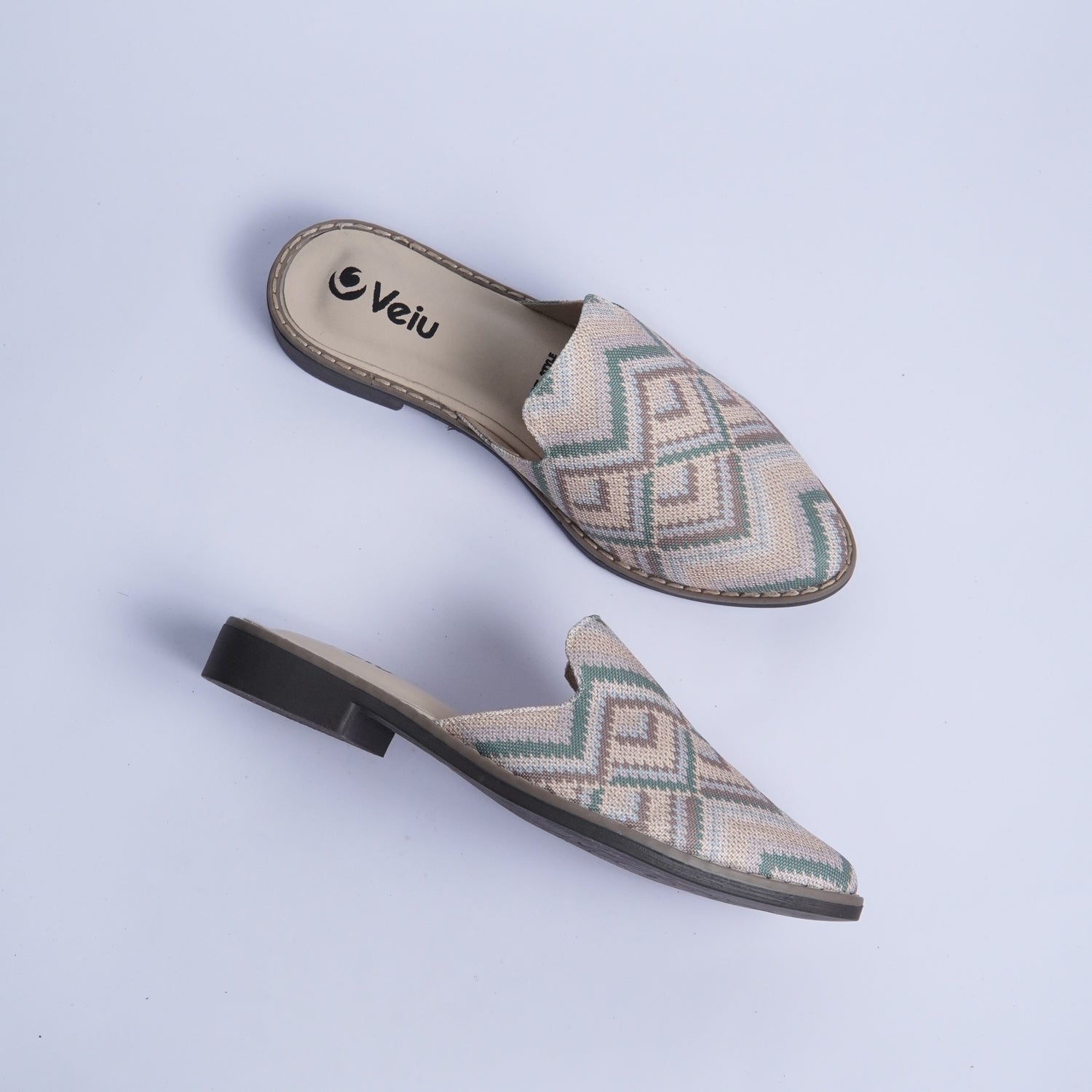 C4-15100 Ancestral_ Silvana Cafe