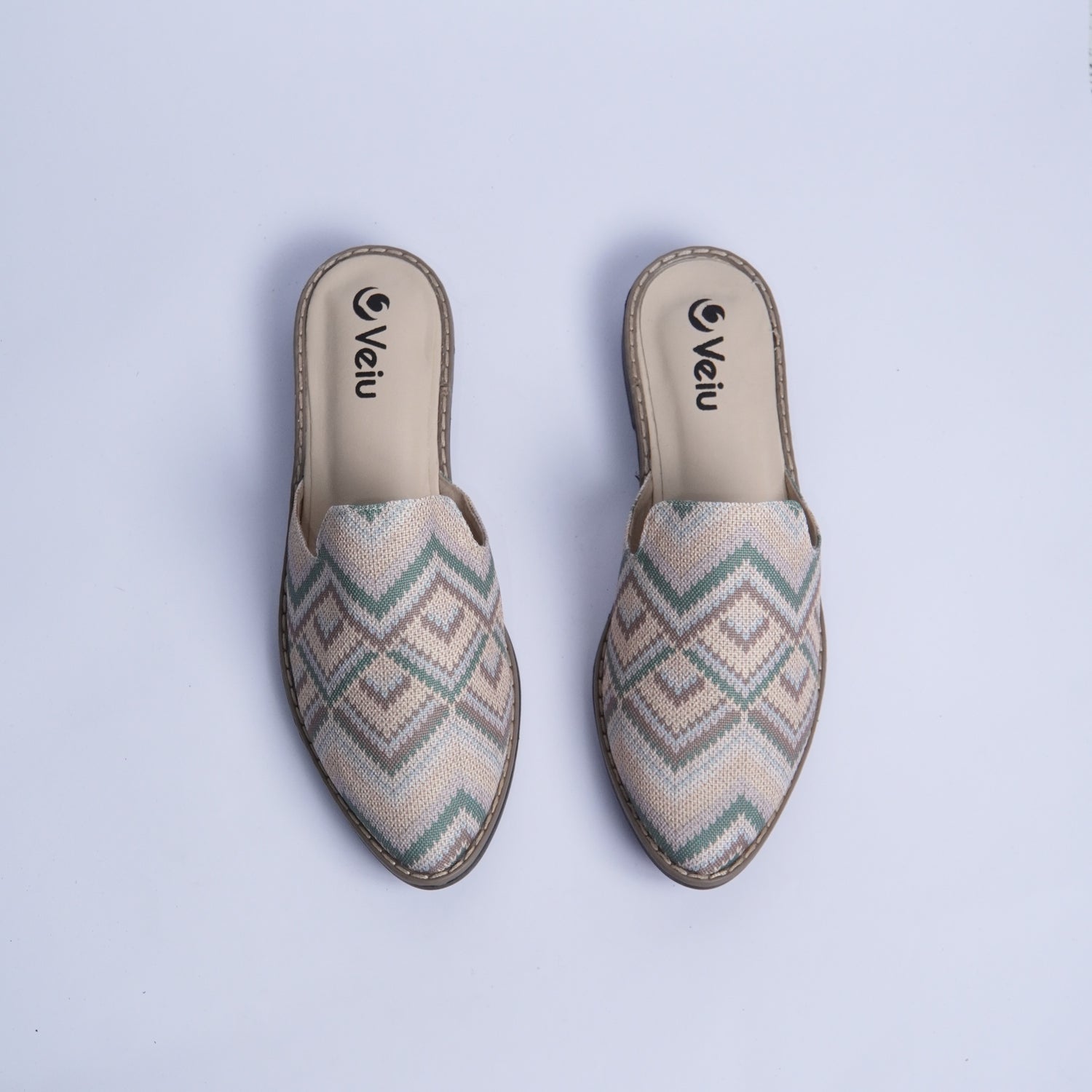 C4-15100 Ancestral_ Silvana Cafe