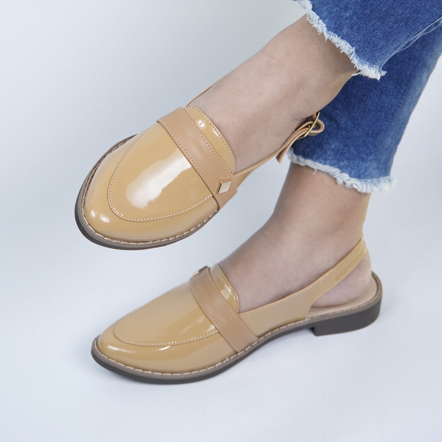 C4-15152 Charol_ Silvana Cafe