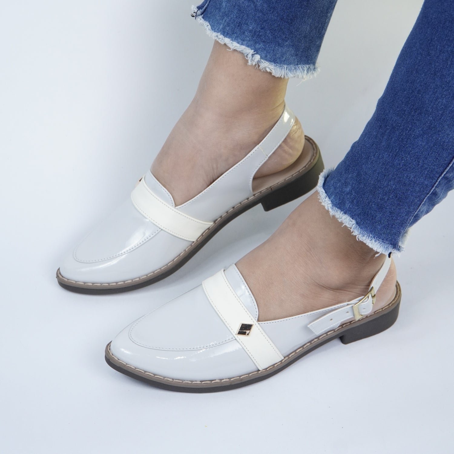 C4-15152 Charol_ Silvana Cafe