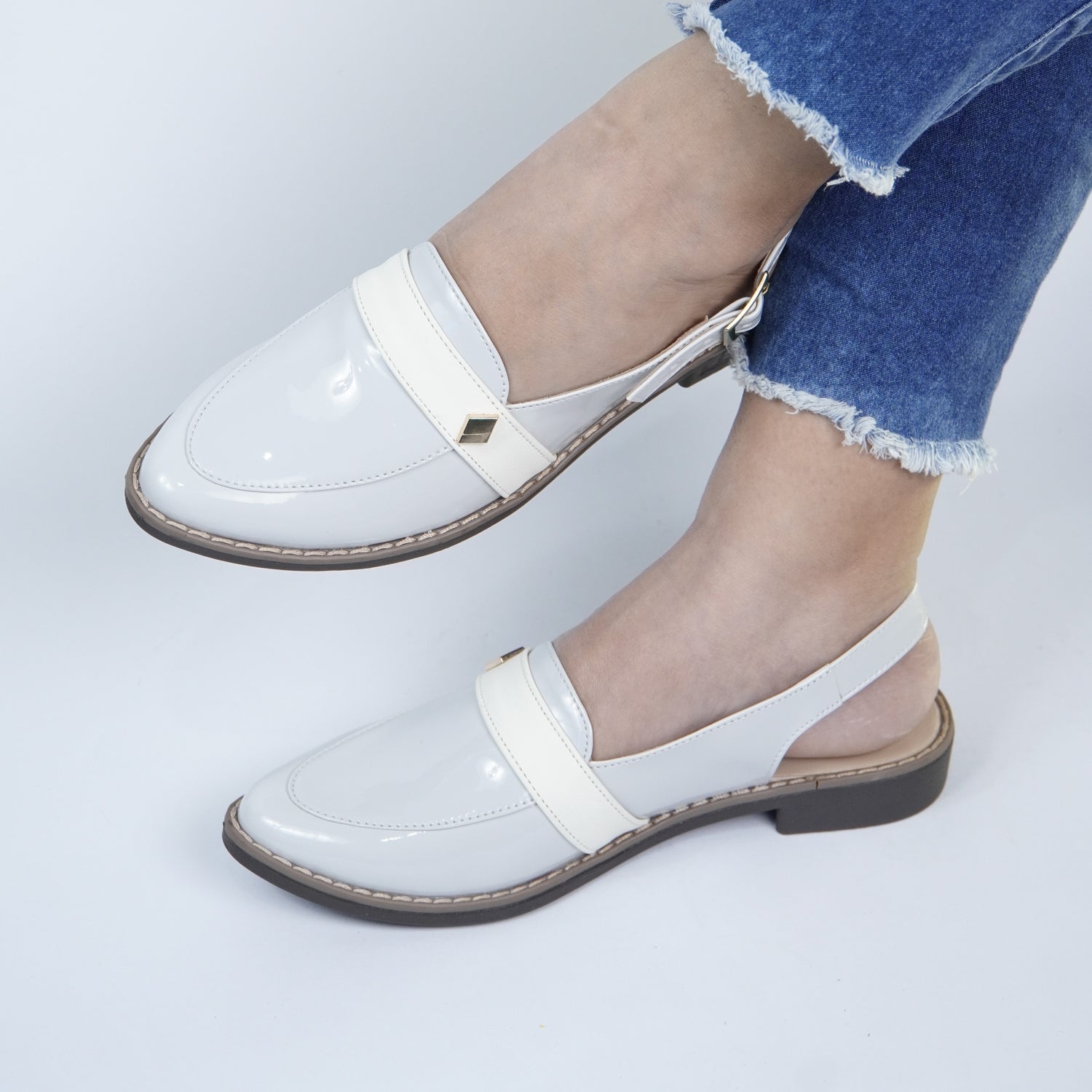 C4-15152 Charol_ Silvana Cafe