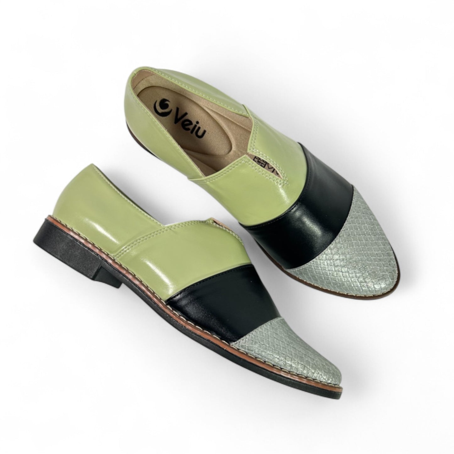 D4-14388 gomus besillico sharick