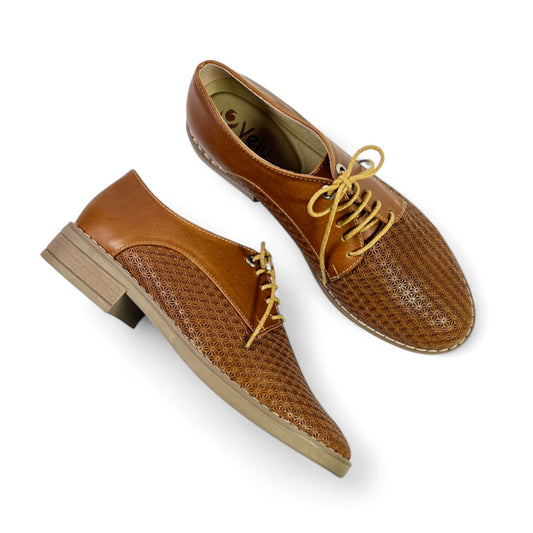 G2-10611 Cuero-monick