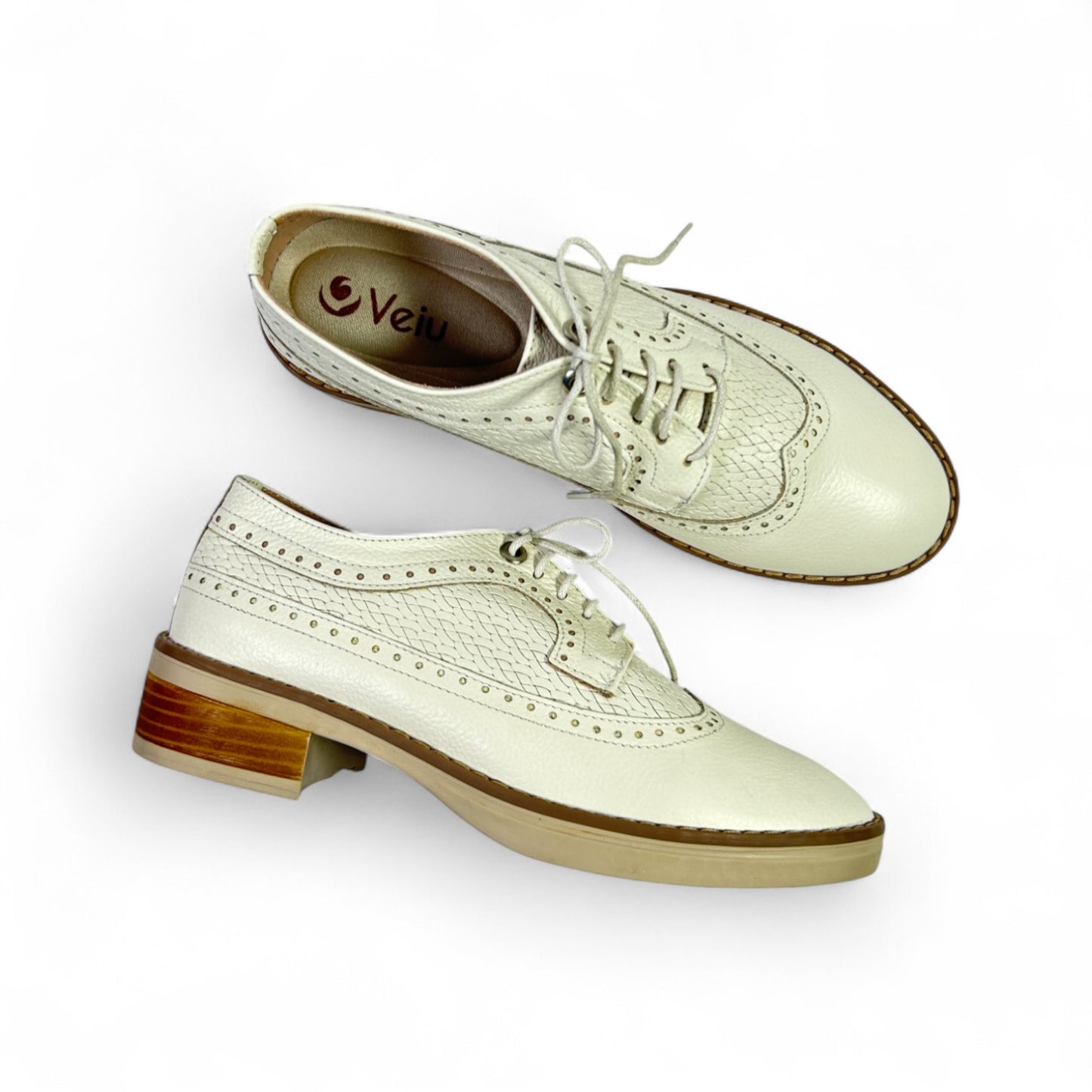 G2-10642 Cuero Ximena