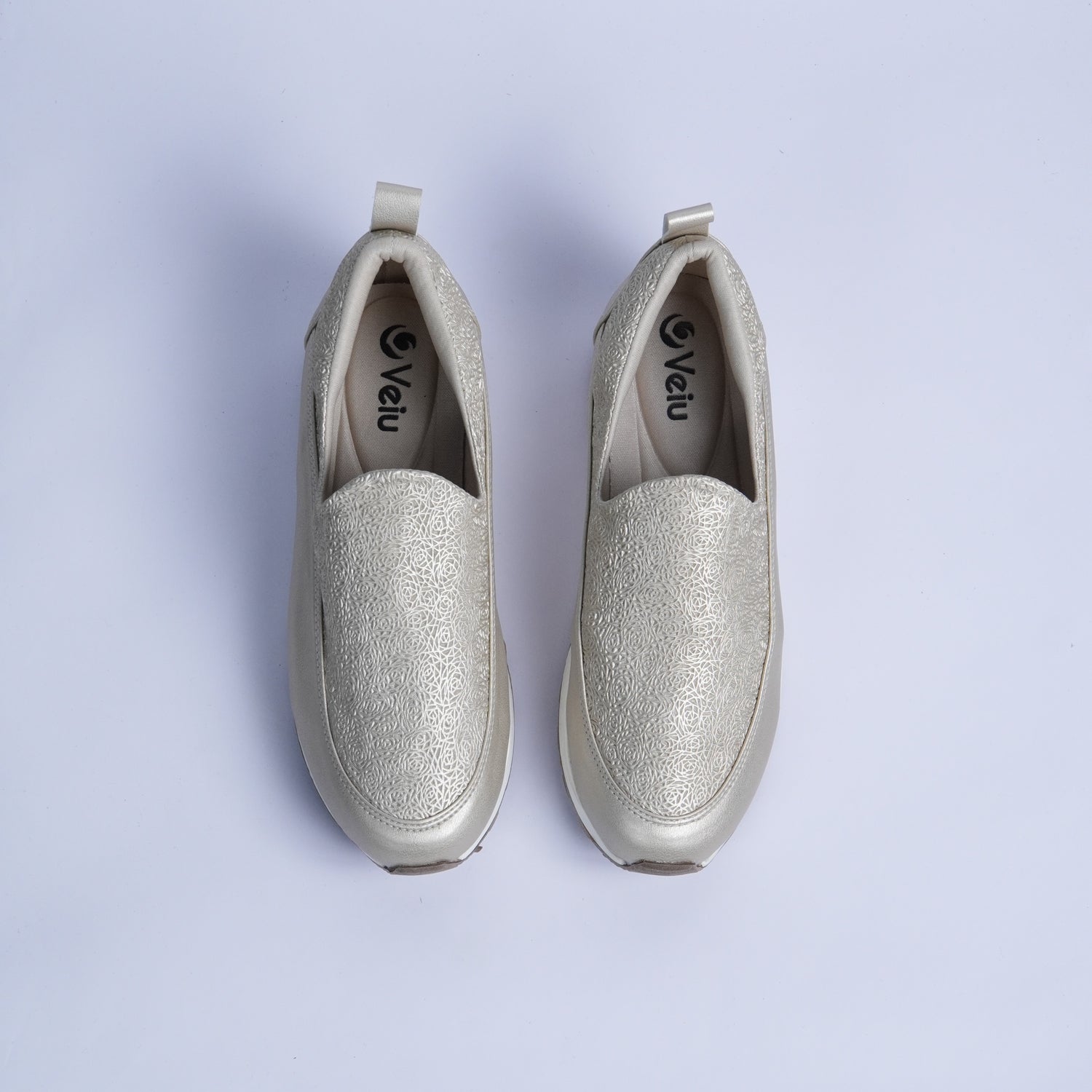 I6-29803 KOBO_ Mateo