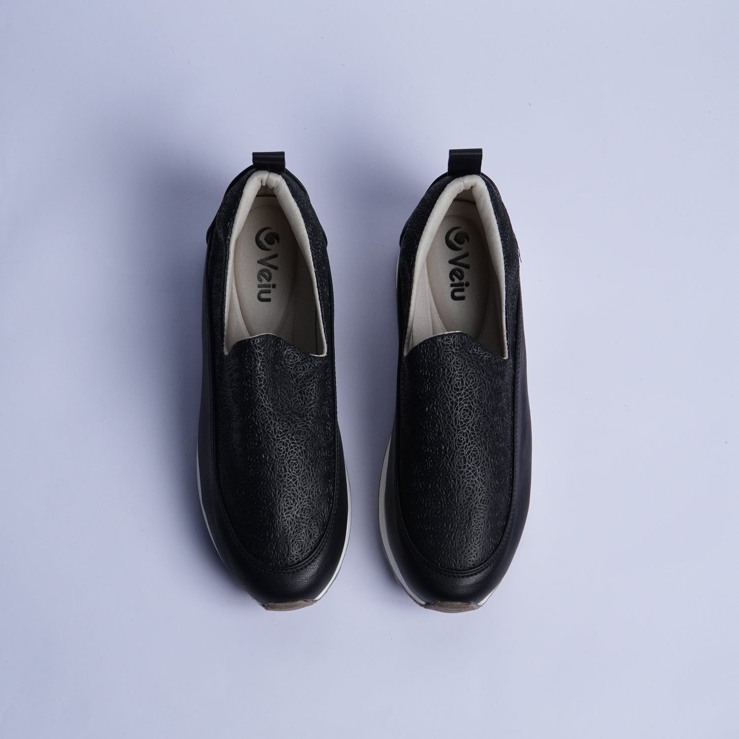 I6-29803 KOBO_ Mateo