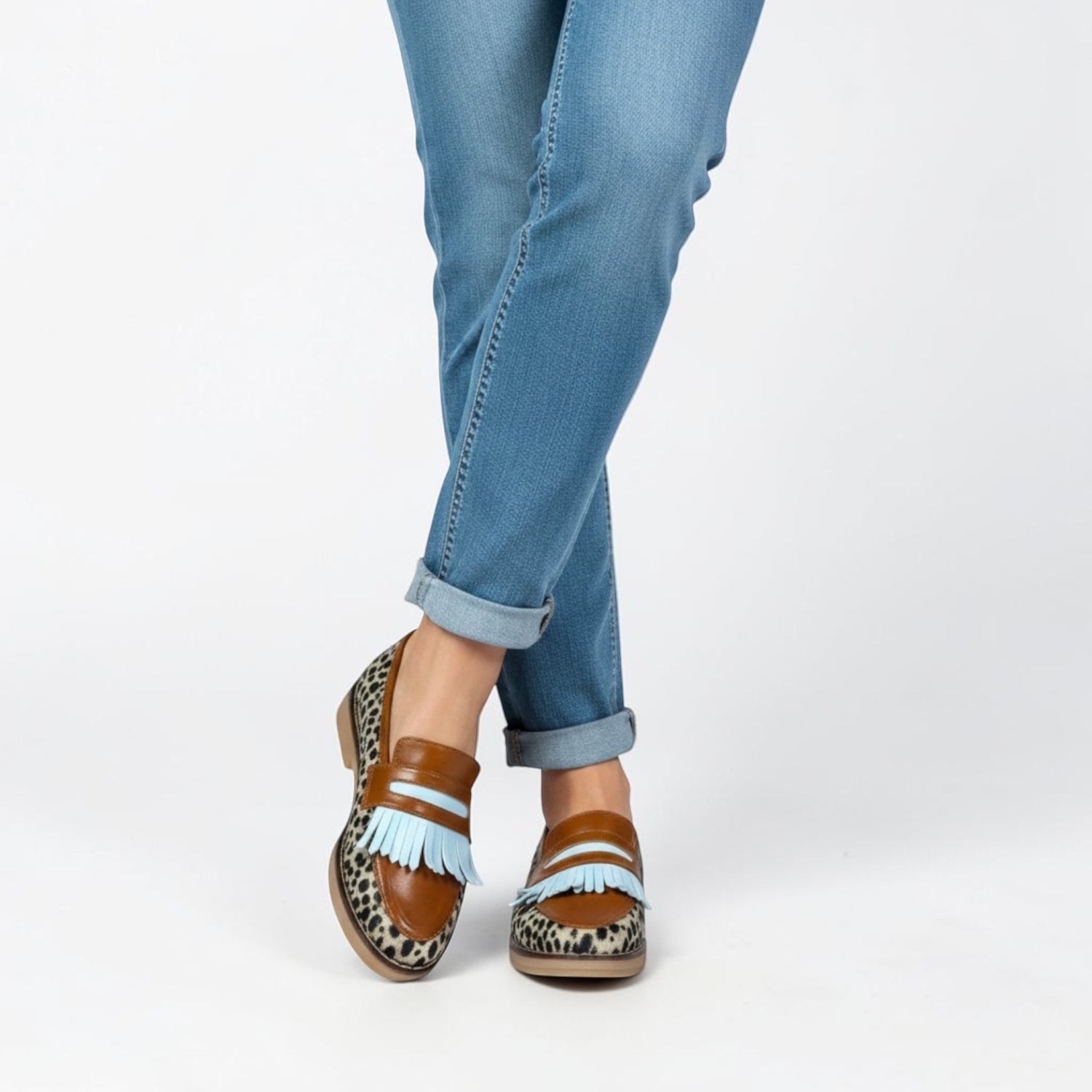 D2-13352 Mara Roxana Carton