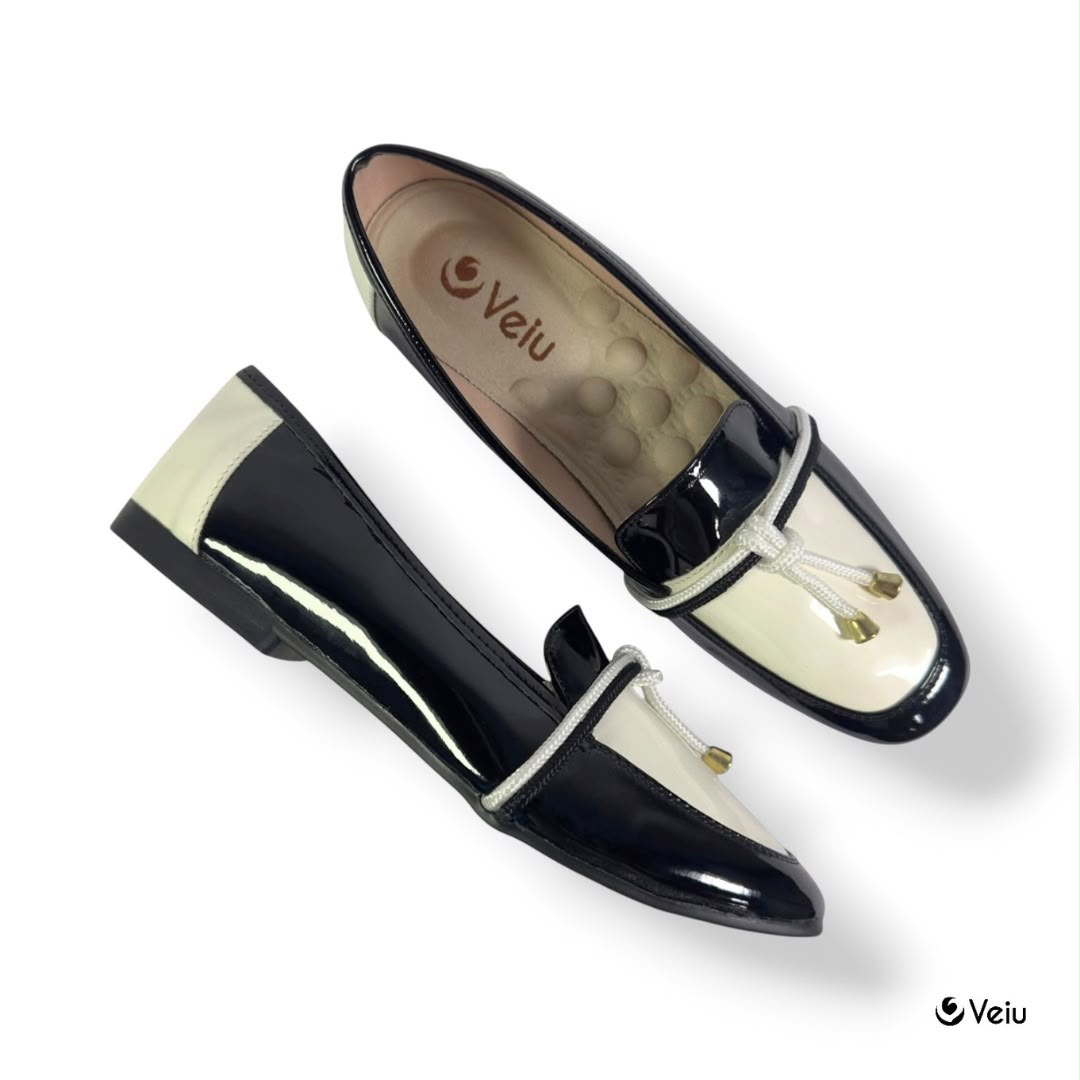 D8-44450 Charol-Charlotte